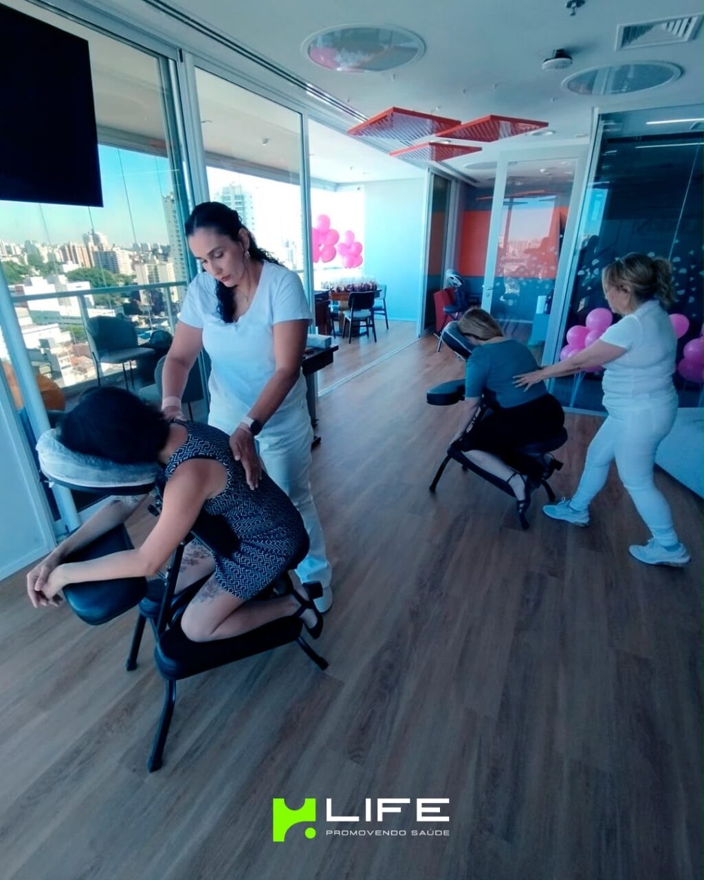 Instagram post from hlifeassessoria. This post is in position 1.